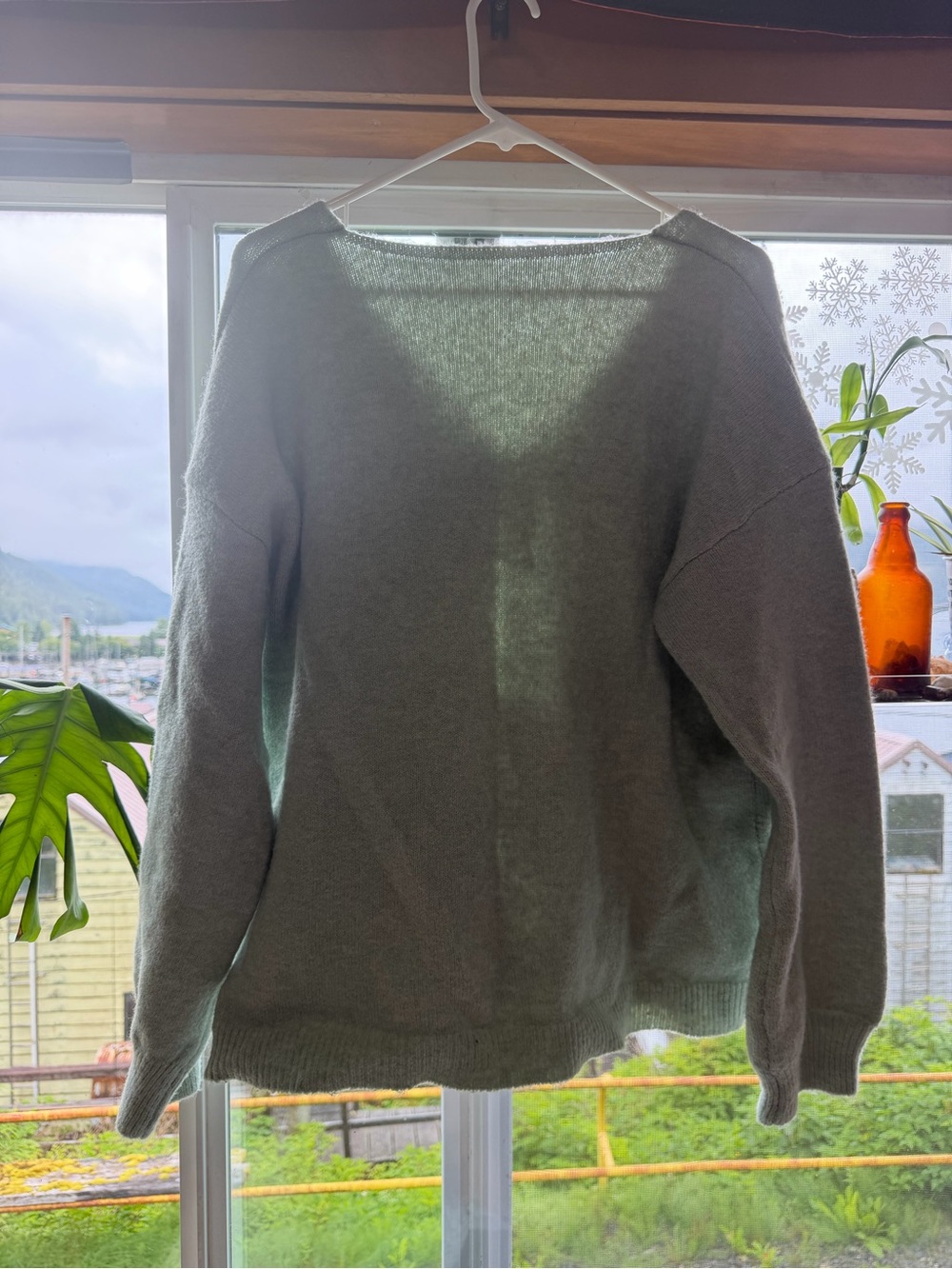 Source Unknown Sage Green Crewneck Sweater